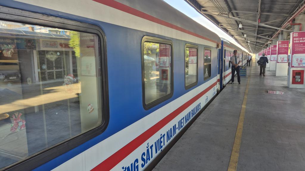 071 Zug nach Thap Cham