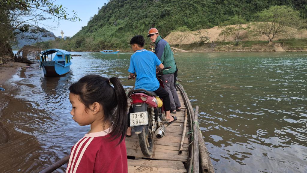 234 Toeffahrt um Phong Na
